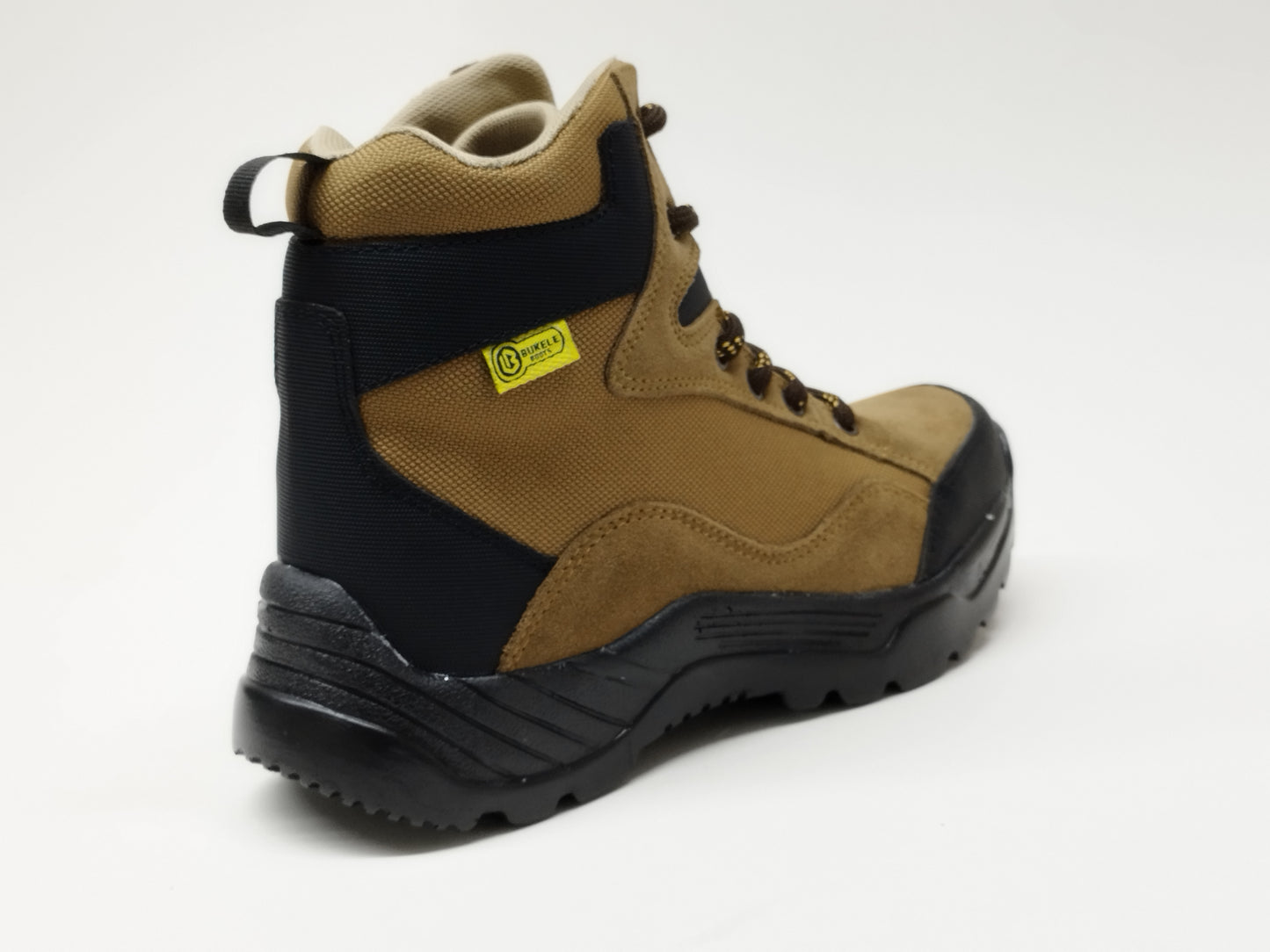 Bukele Boots 271  Coyote Hiking Series